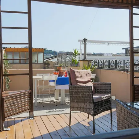 아파트 Terrazza Panoramica Su Brignole 제노바